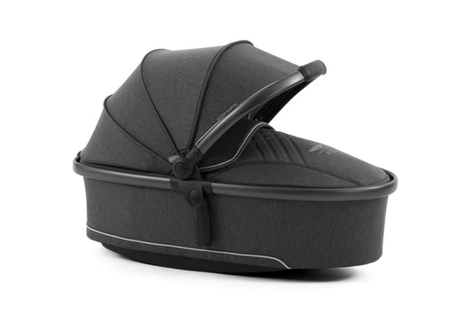 egg3® Aston Martin Package Classic Grey