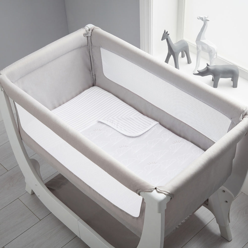 Shnuggle Air Crib Bedding Set, Grey