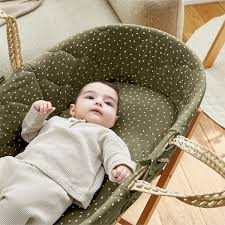 The Little Green Sheep Quilted Moses Basket Juniper Rice