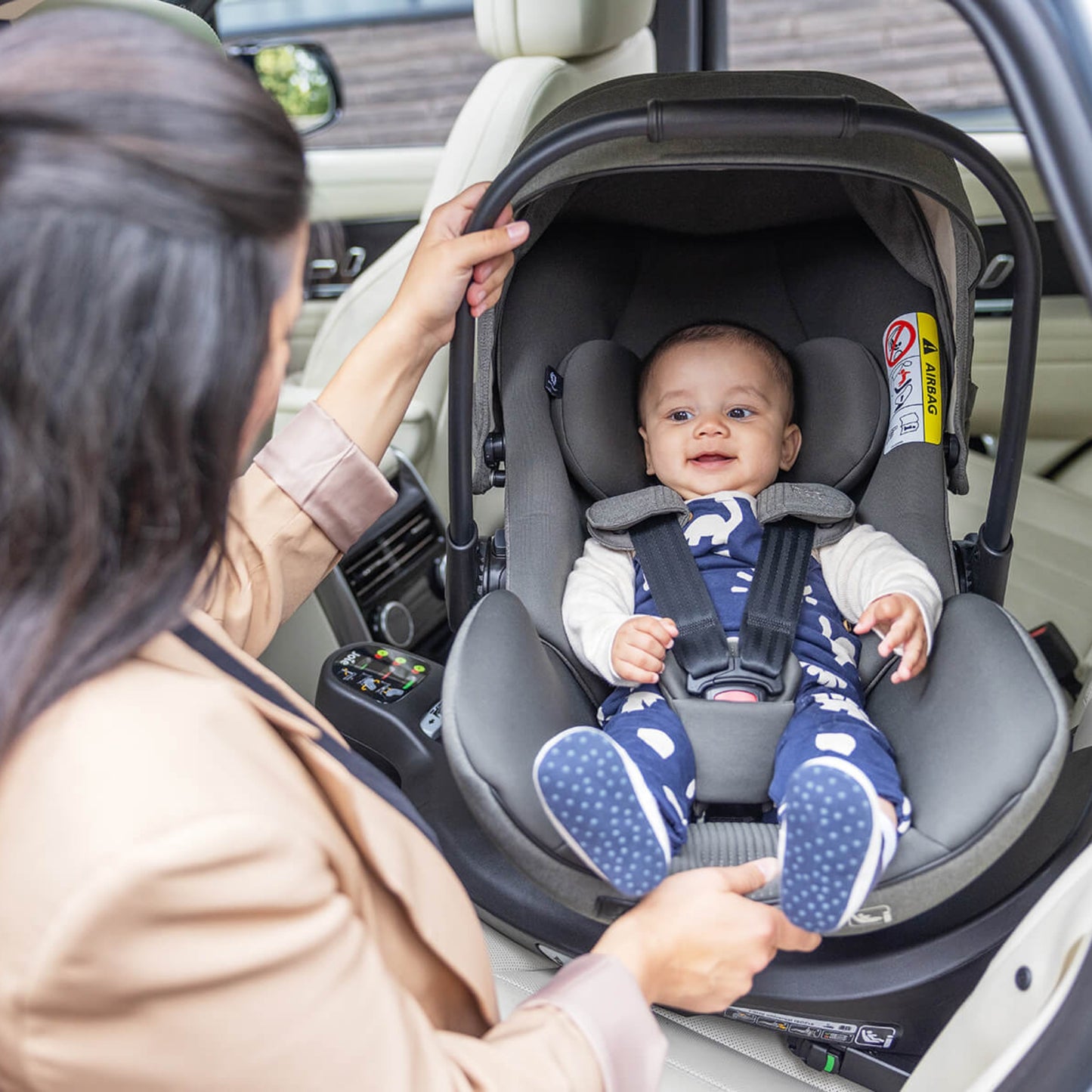 Nuna Mixx Next Mineral - with Joie i-Level Pro