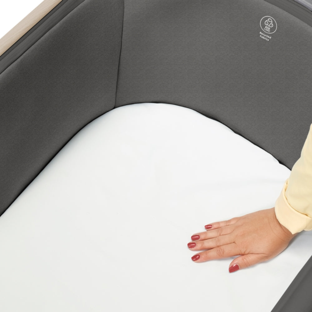 Maxi Cosi Iora, Beyond Graphite