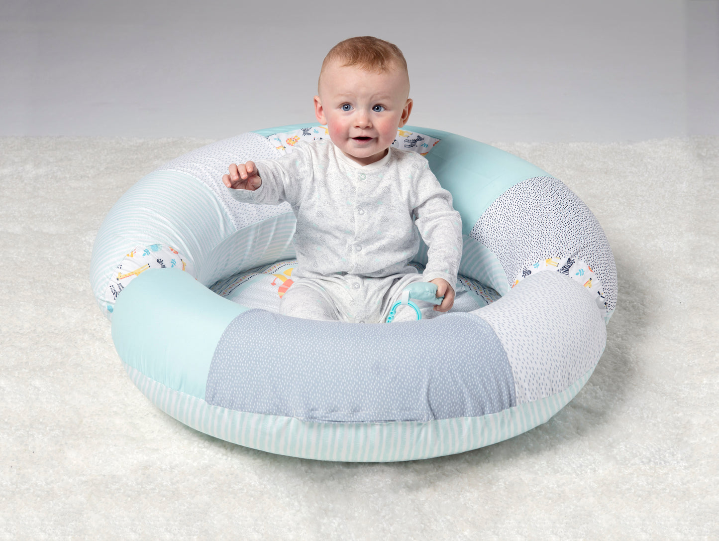 BabyZee Safari sit me up Nest