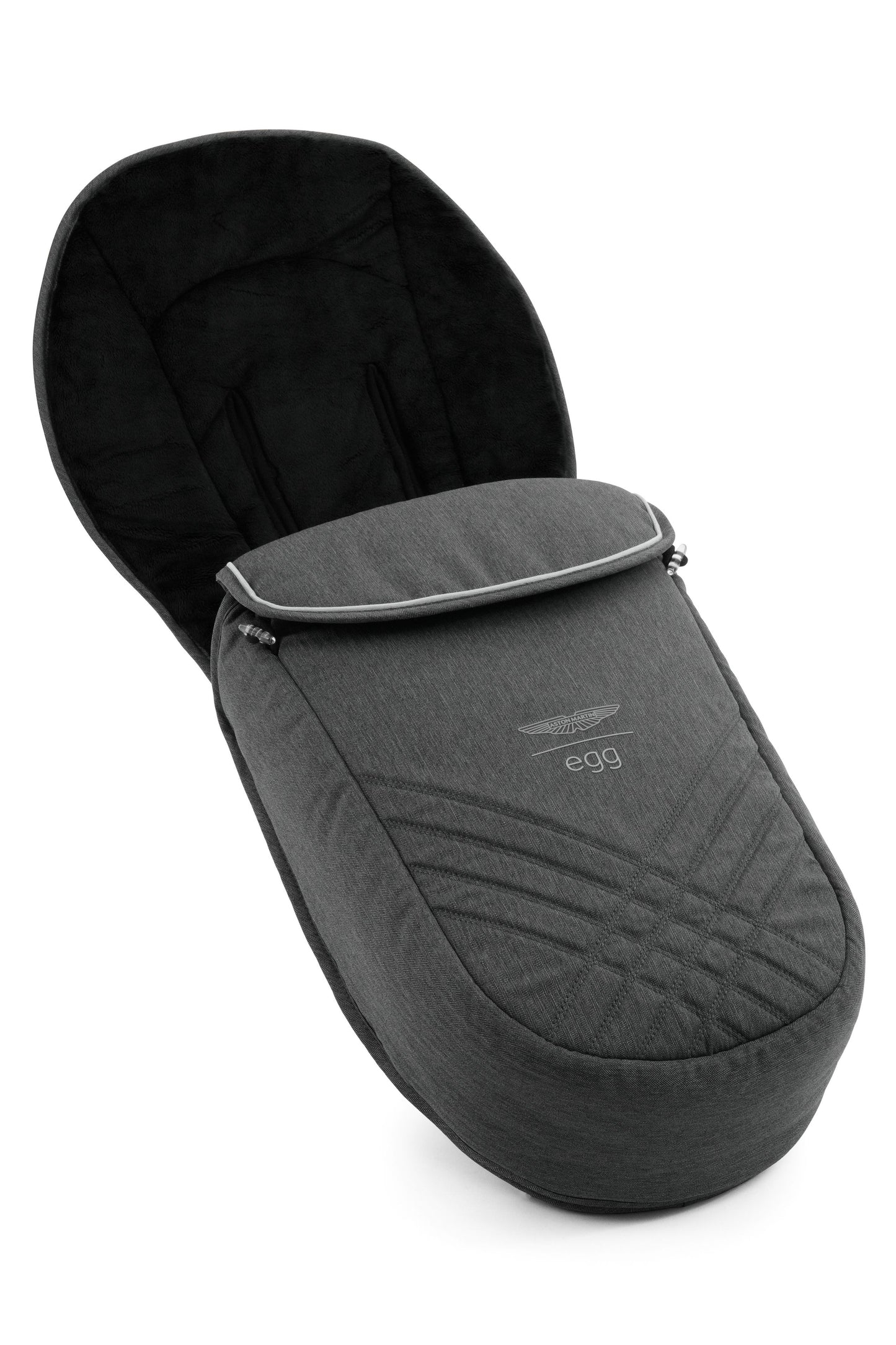 egg3® Aston Martin Package Classic Grey