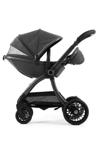 egg3® Aston Martin Package Classic Grey