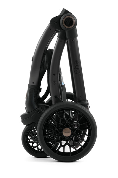 egg3® Aston Martin Package Soft Grey