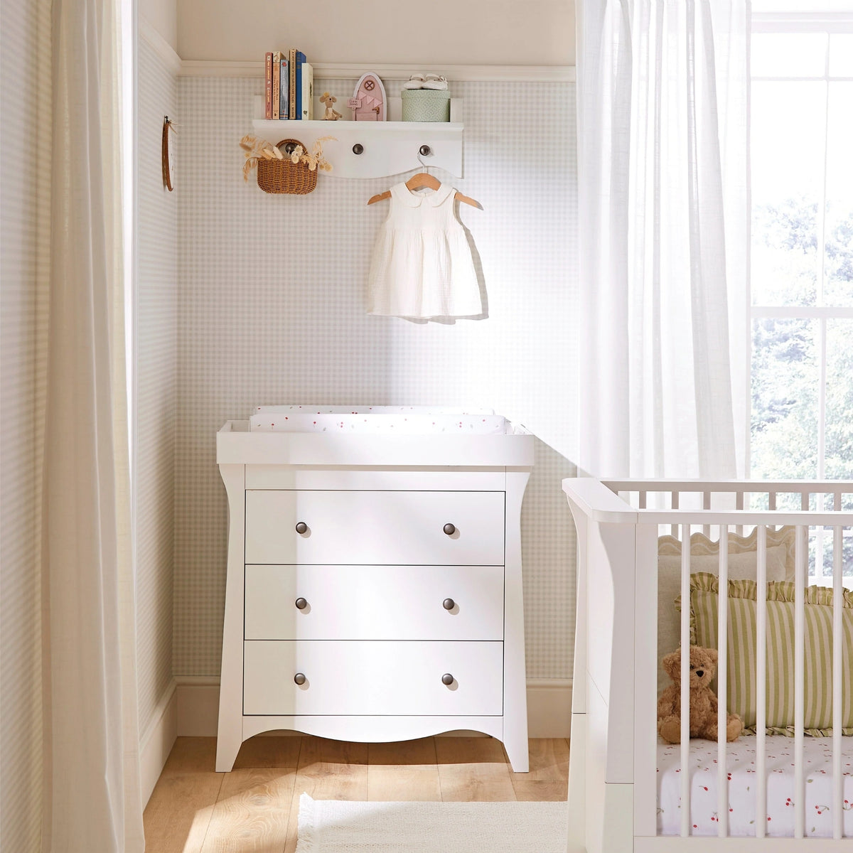 CuddleCo Clara Shelf, White