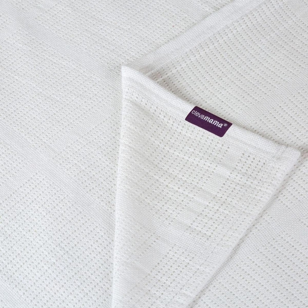 ClevaMama Cellular Cot Blanket,White