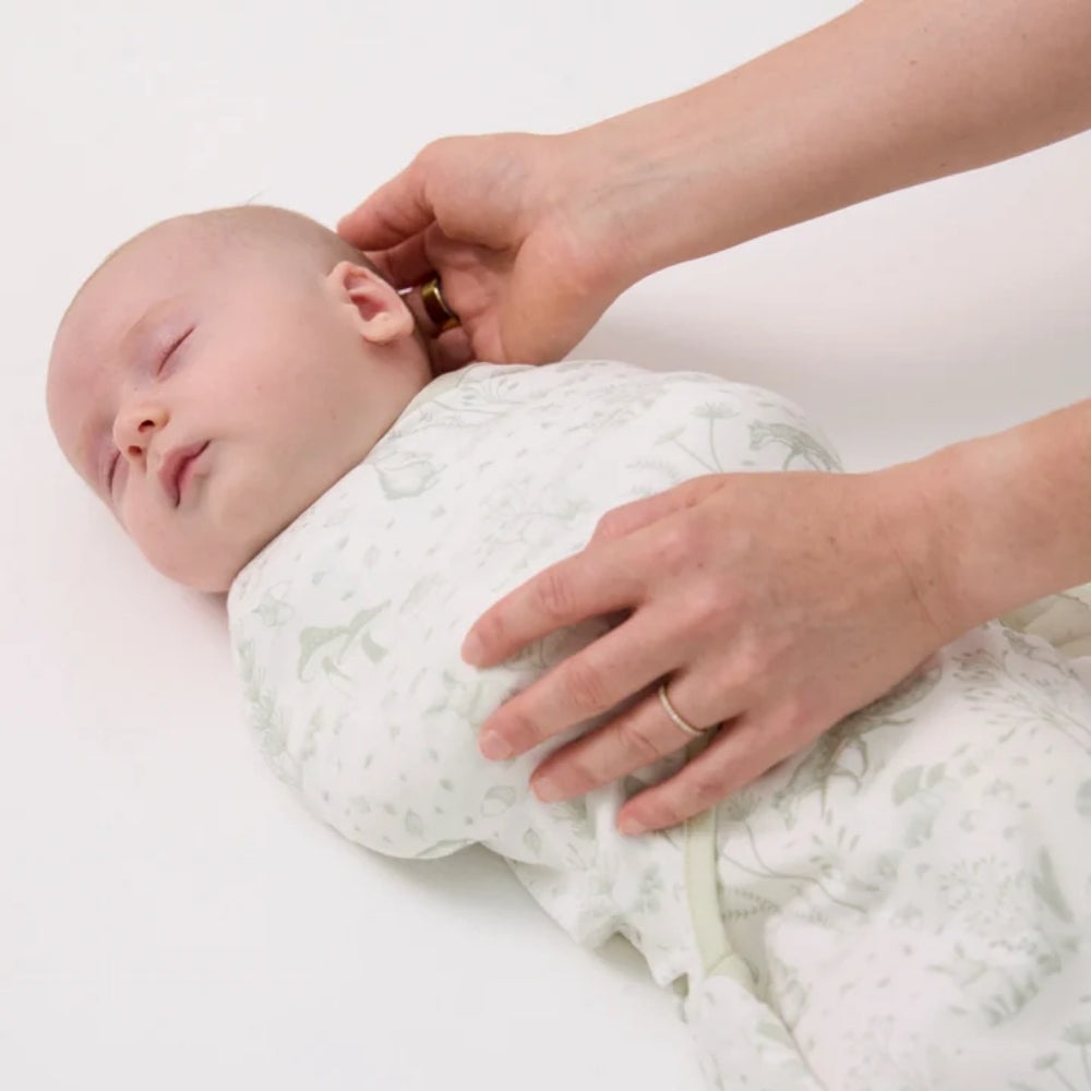 ClevaMama ClevaSleep Swaddle, Forest Friends (0-3m)