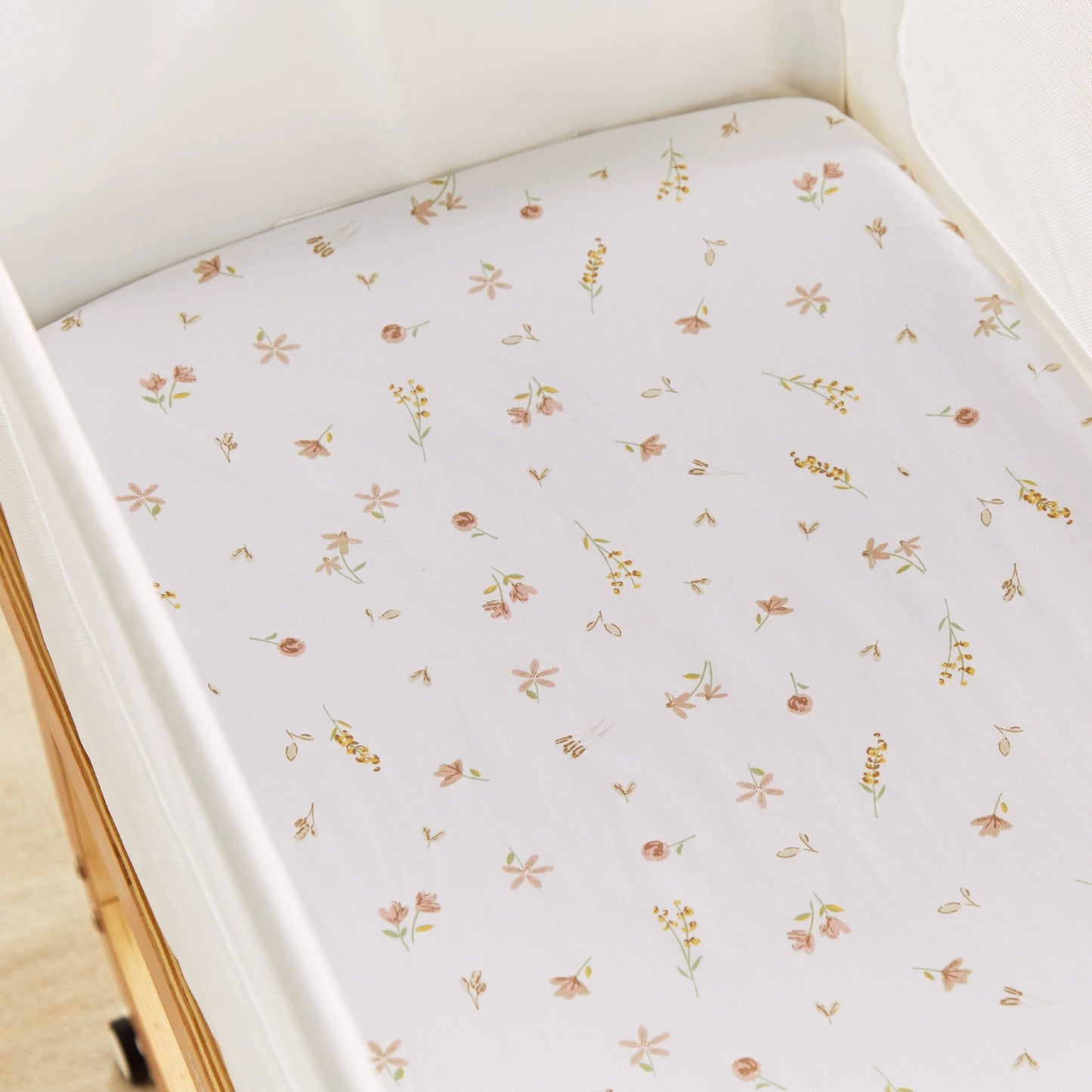 CuddleCo Universal Crib/ Co Sleeper Sheets 2pc, Cashmere Meadow