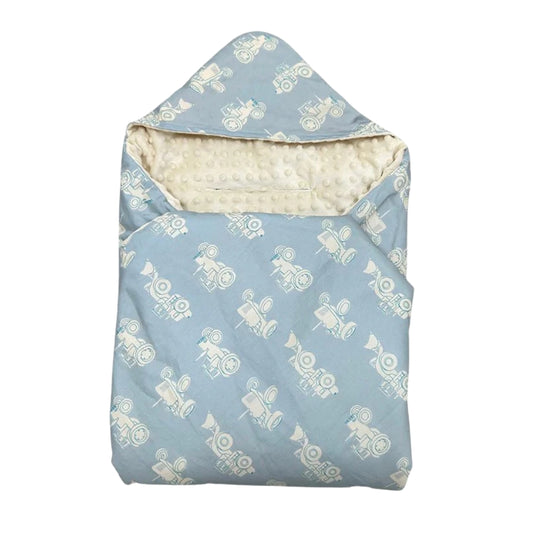 Little Love 5PH Car Seat Blanket, Blue Tractor