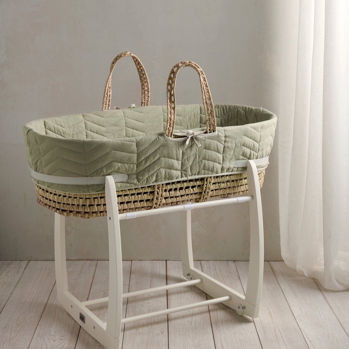 Mamas and Papas Moses Basket, Sage