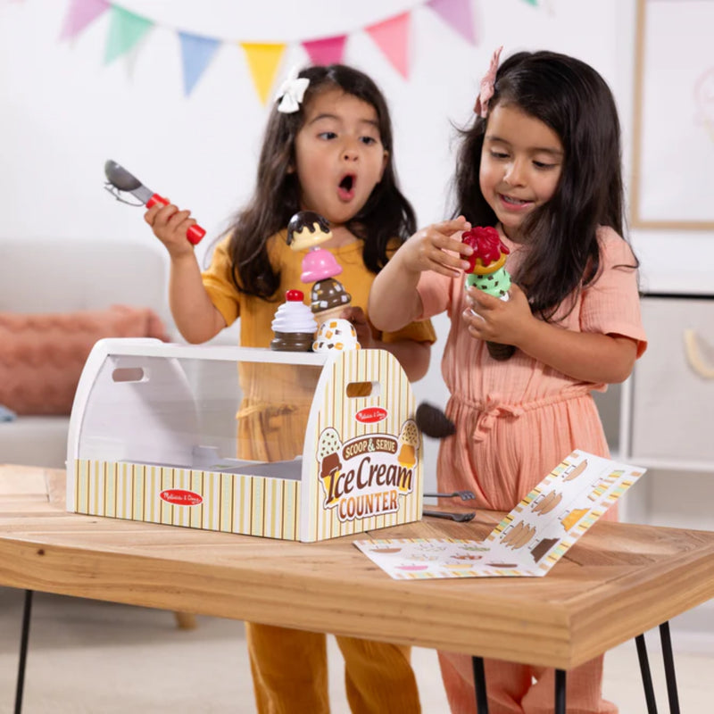 Melissa and Doug Scoop & Serve Ice Cream Counter
