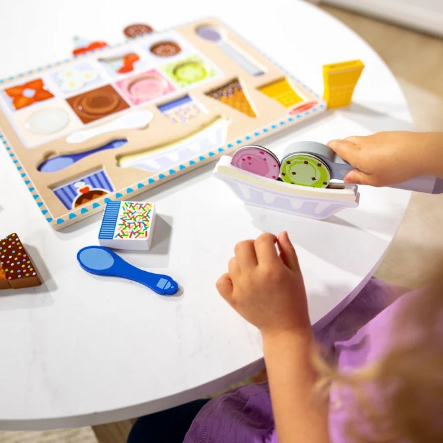 Melissa & Doug Magnetic Puzzle Play - Ice Cream