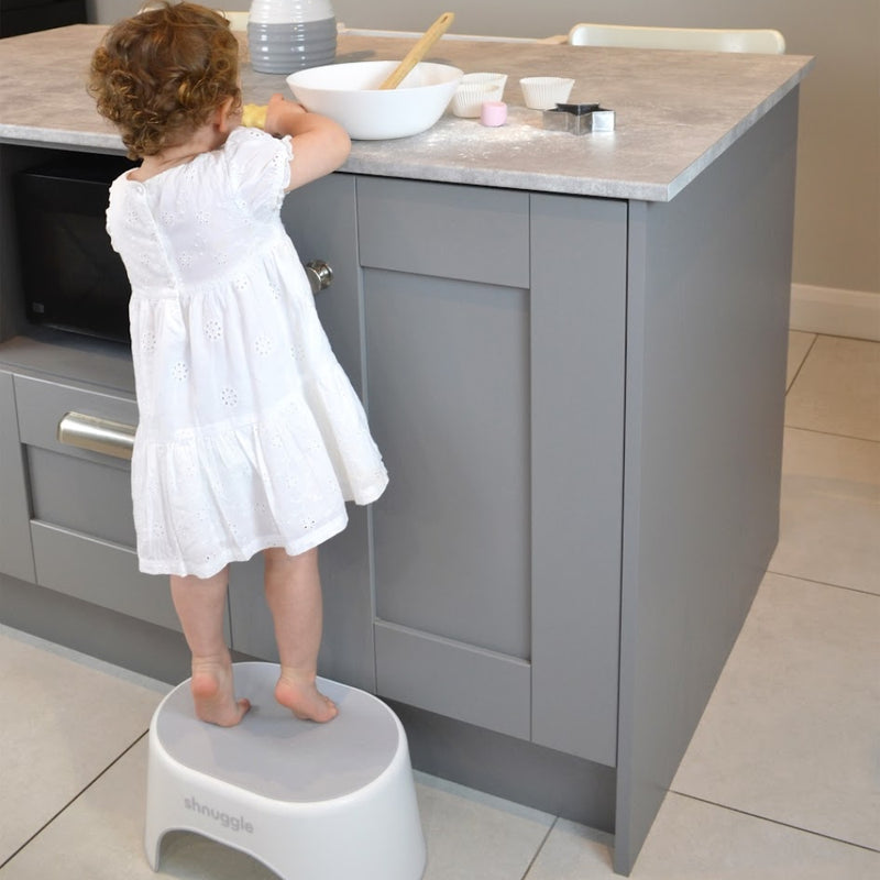 Shnuggle Step Stool, White
