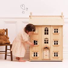 Le Toy Van The Grand Natural Wood Dolls House