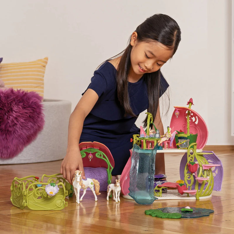 Schleich Bayala Glittering Flower House With Unicorns, Lakes & Stables