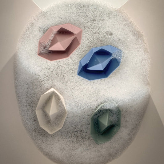 Shnuggle Stack and Sail Silicone Bath Boats