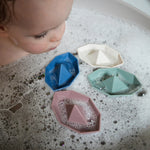 Shnuggle Stack and Sail Silicone Bath Boats