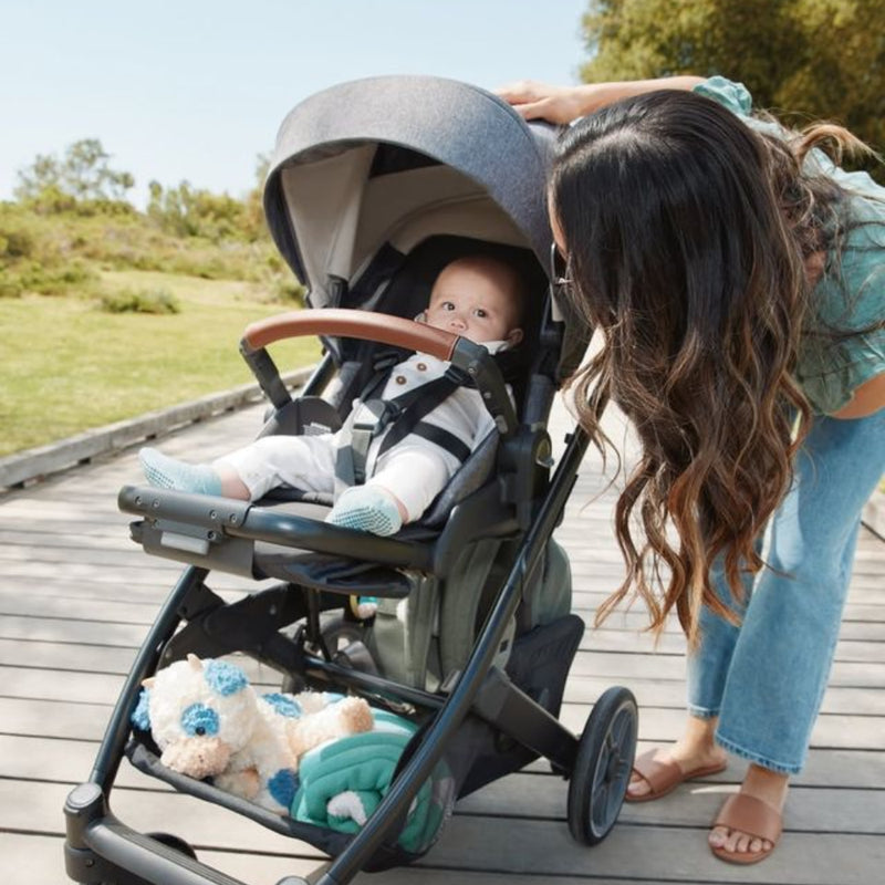 UPPAbaby Cruz V3 Bundle w/Cloud T Car Seat & Base