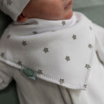 Ziggle Bandana Dribble Bib, White/Grey Stars