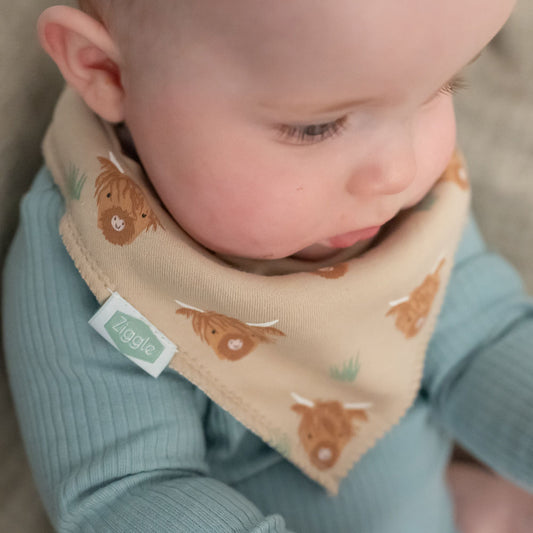 Ziggle Bandana Bib Highland Cow Print