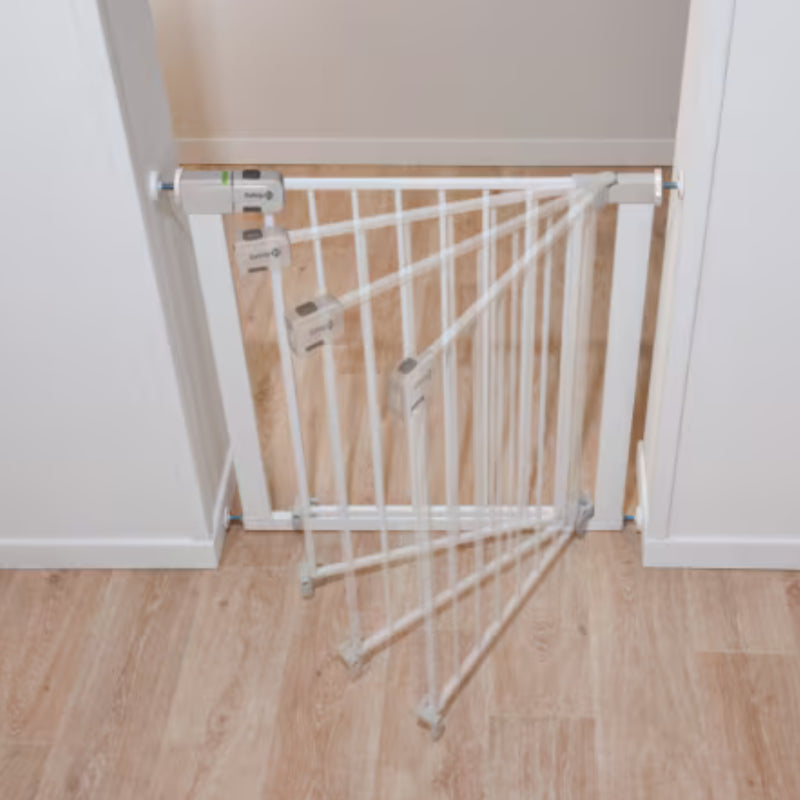 Safety 1st Auto Close Gate, White
