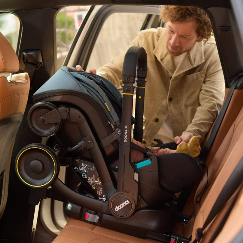 Doona X Car Seat & ISOFIX Base Bundle