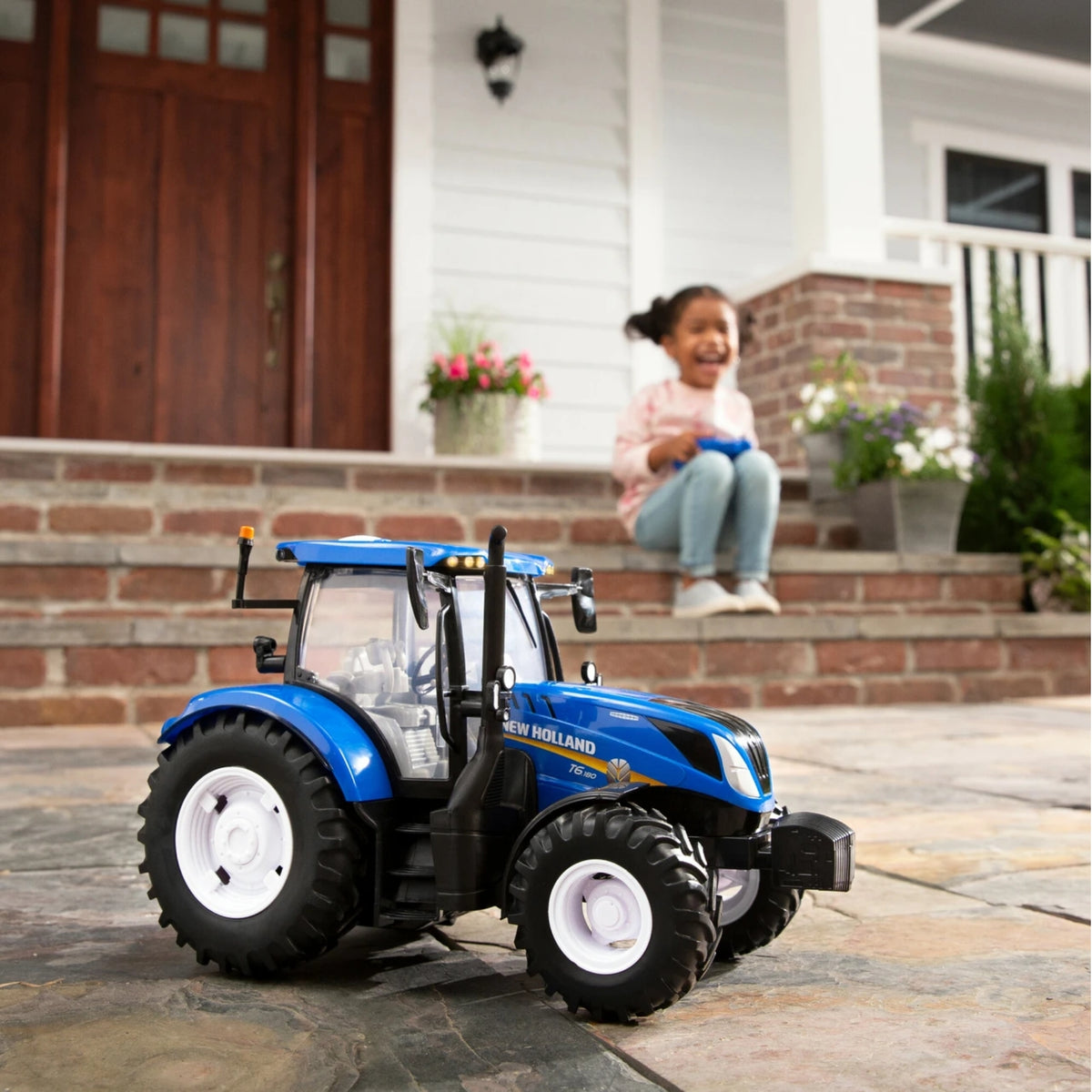 Britains Big Farm Radio Controlled New Holland T6.180 Tractor