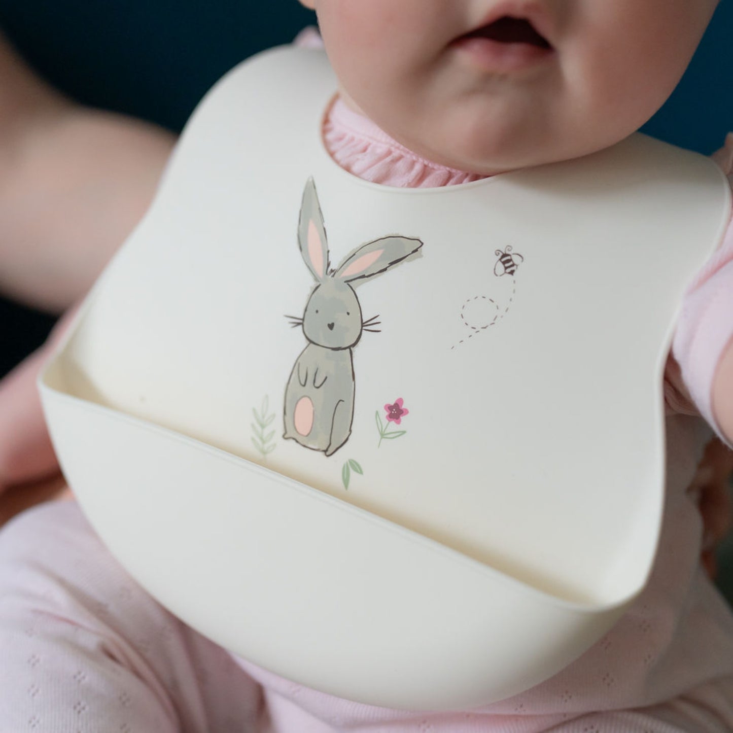Ziggle Catch It Silicone Bib, Cream Bunny