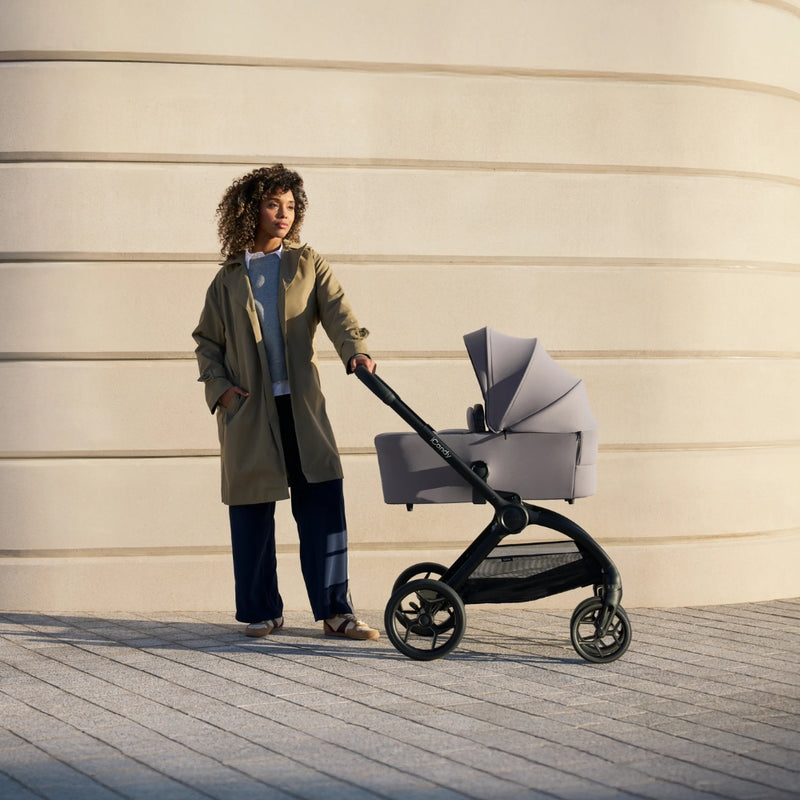 iCandy Core 2 w/Cocoon 360 & Base