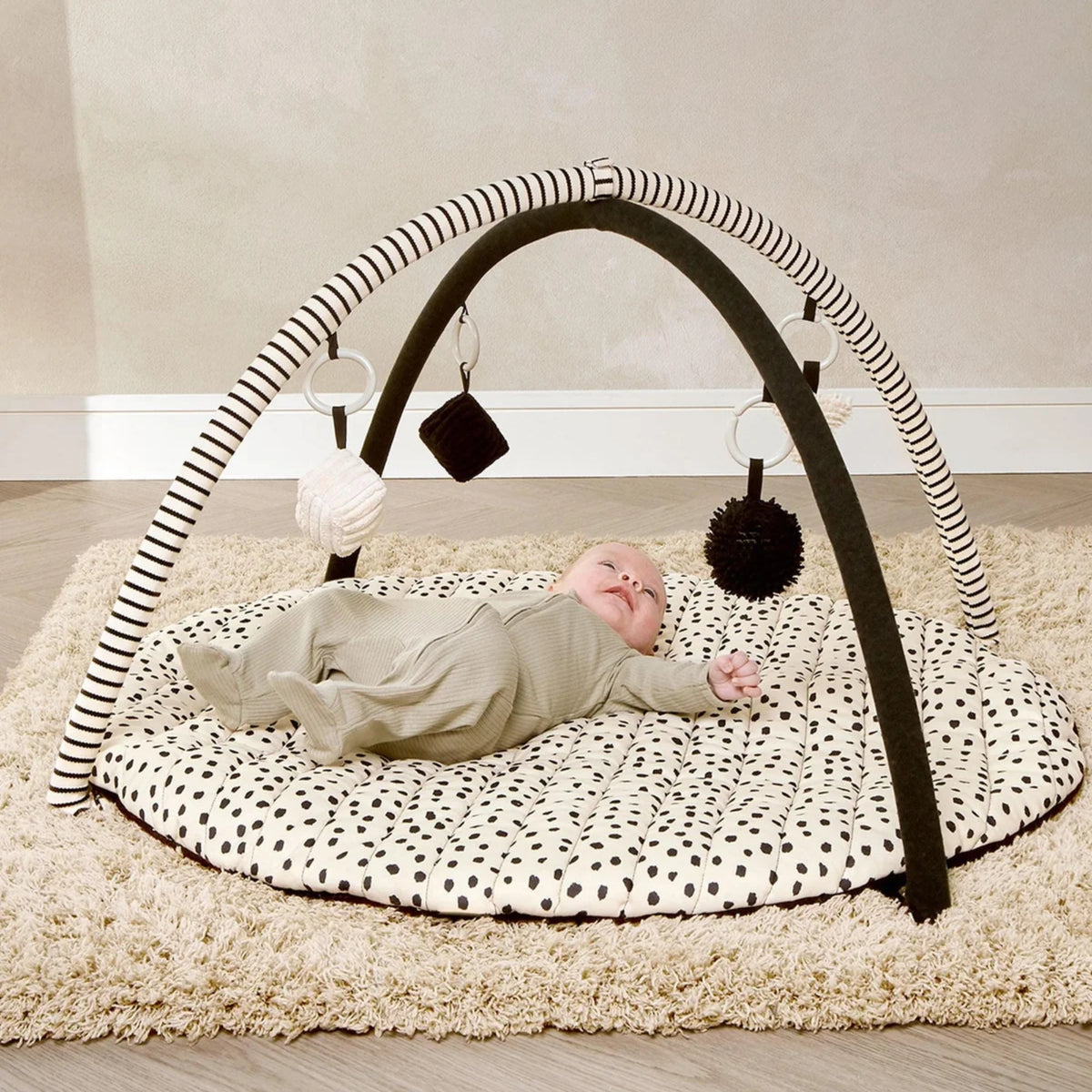 Mamas & Papas Monchrome Playmat