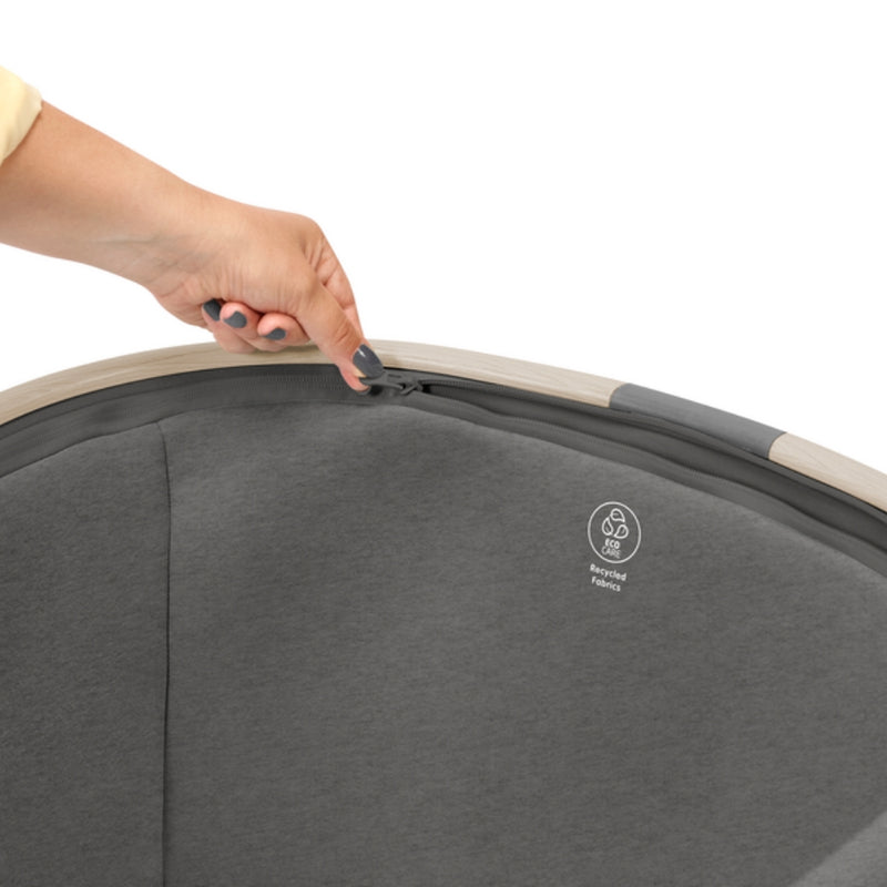 Maxi Cosi Iora, Beyond Graphite