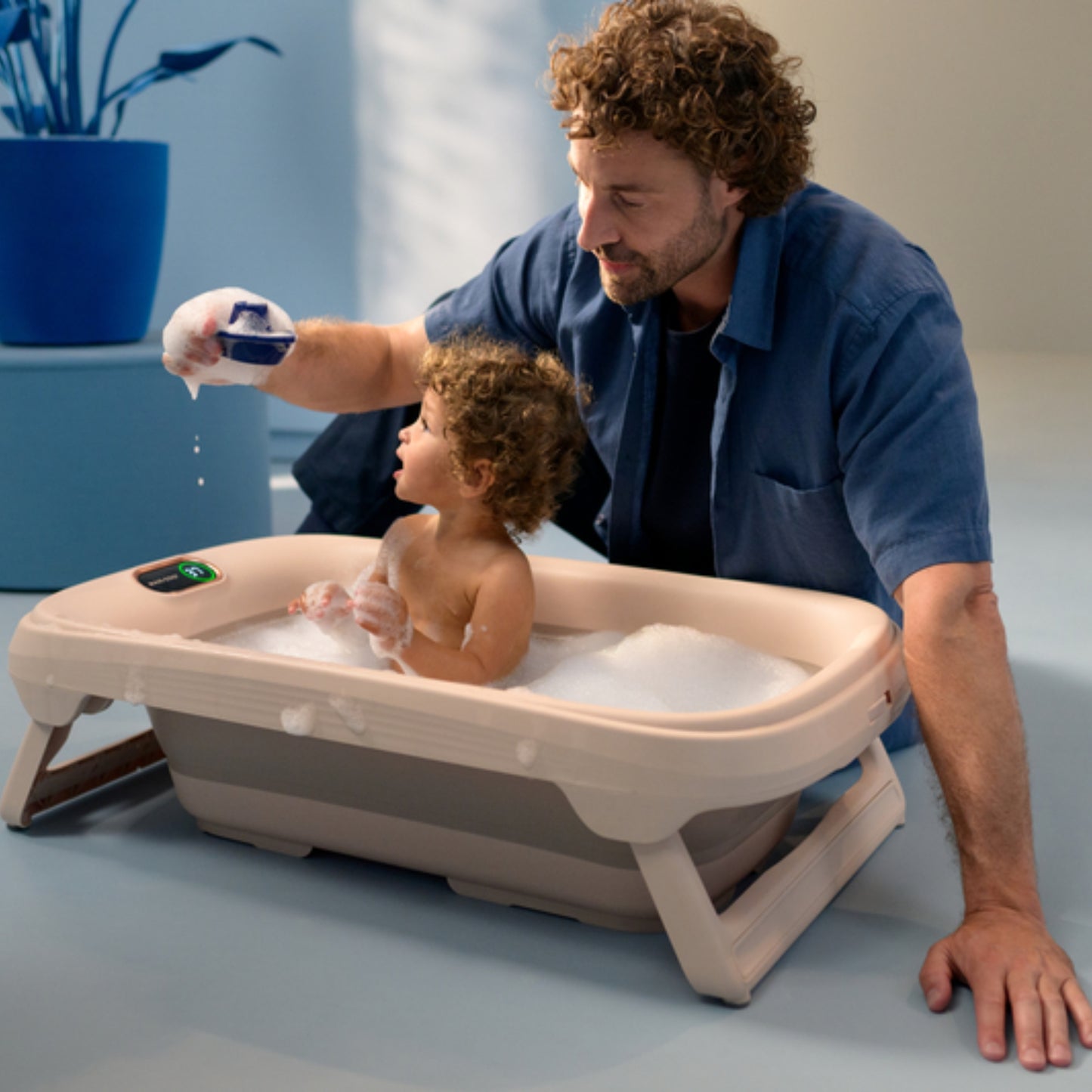 Maxi Cosi Indigo Plus Folding Bath, Sage Green