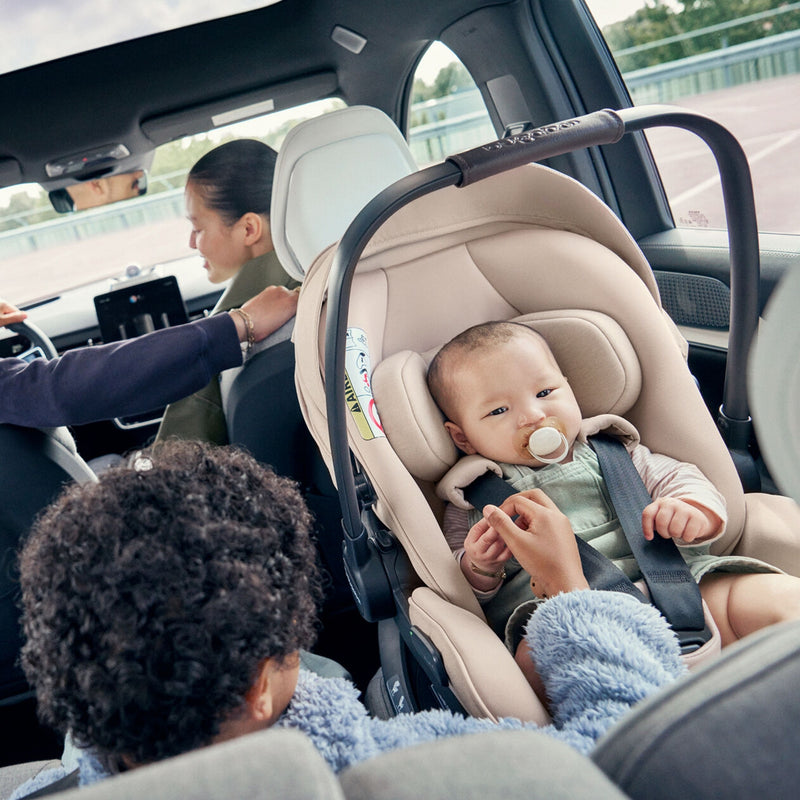 Bugaboo Otter by Nuna i-Size Car Seat