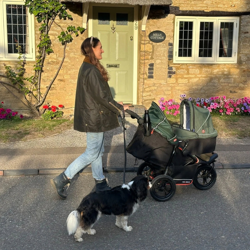Out n About Nipper V6 Newborn Bundle w/Maxi Cosi Cabriofix