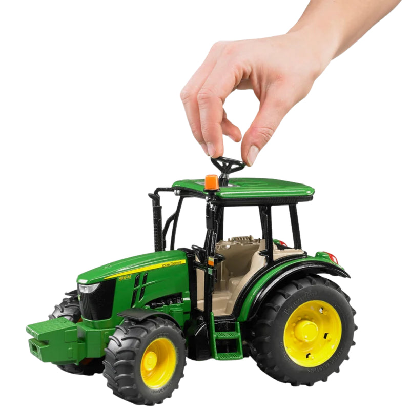 Bruder John Deere 5115M with Tipping Trailer