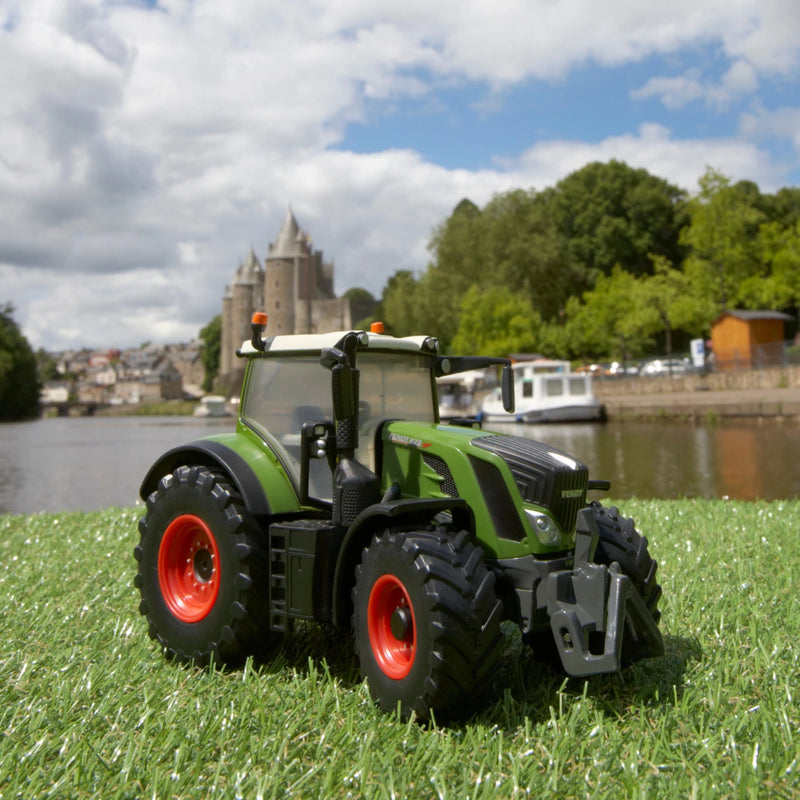 Britains Fendt 828 Vario Tractor