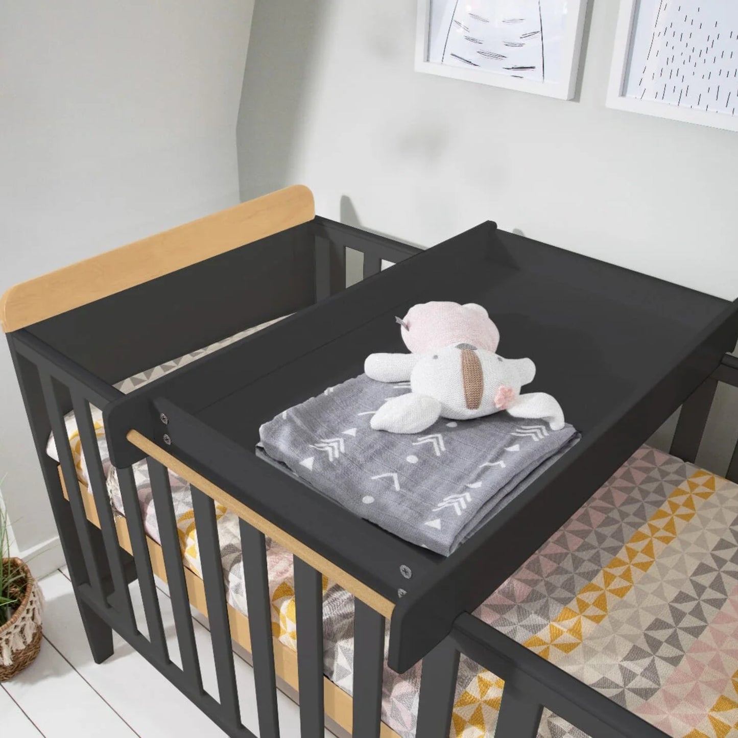 Tutti Bambini Rio Cot Bed - with Cot Top Changer & Mattress