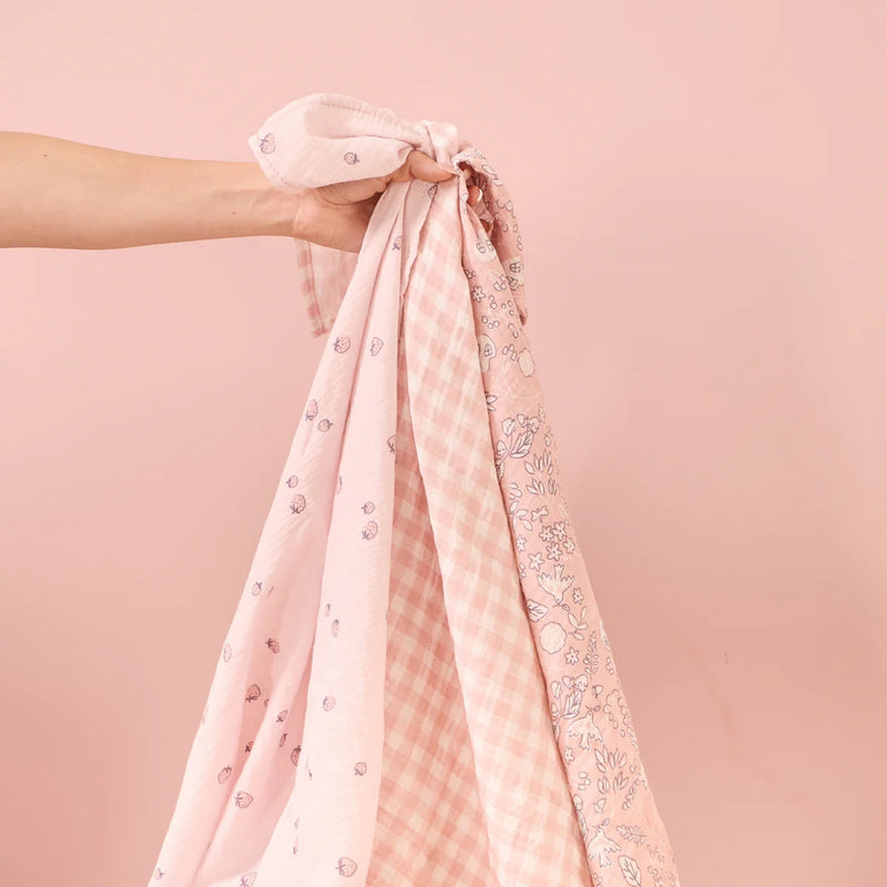 Tutti Bambini Large Muslin Square Swaddles 3pk, Tiny Tails