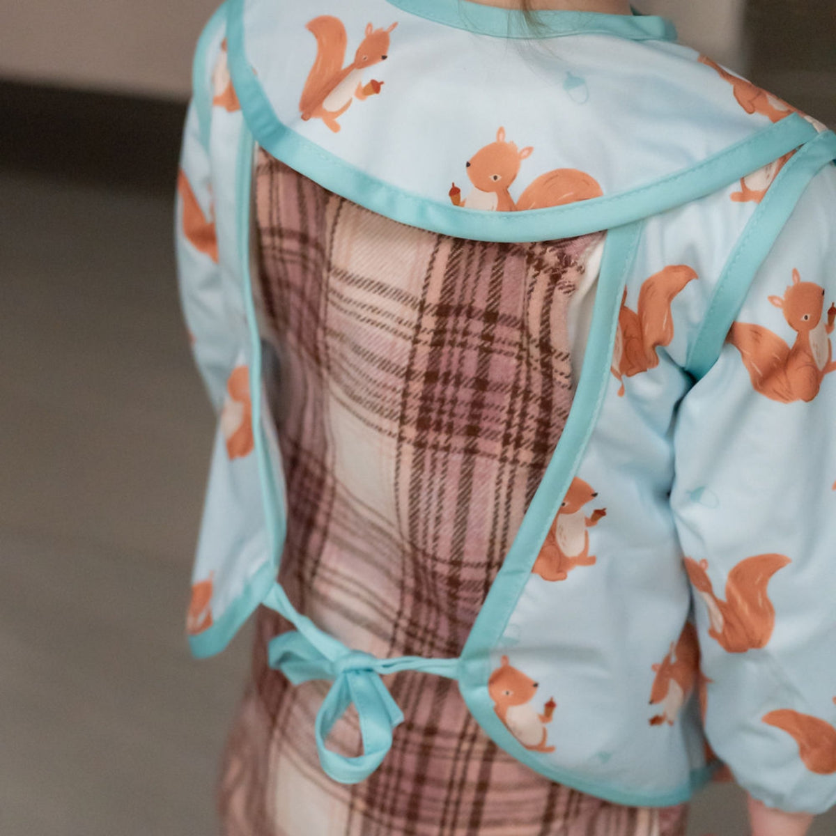 Ziggle Coverall Feeding Bib, Squirrels