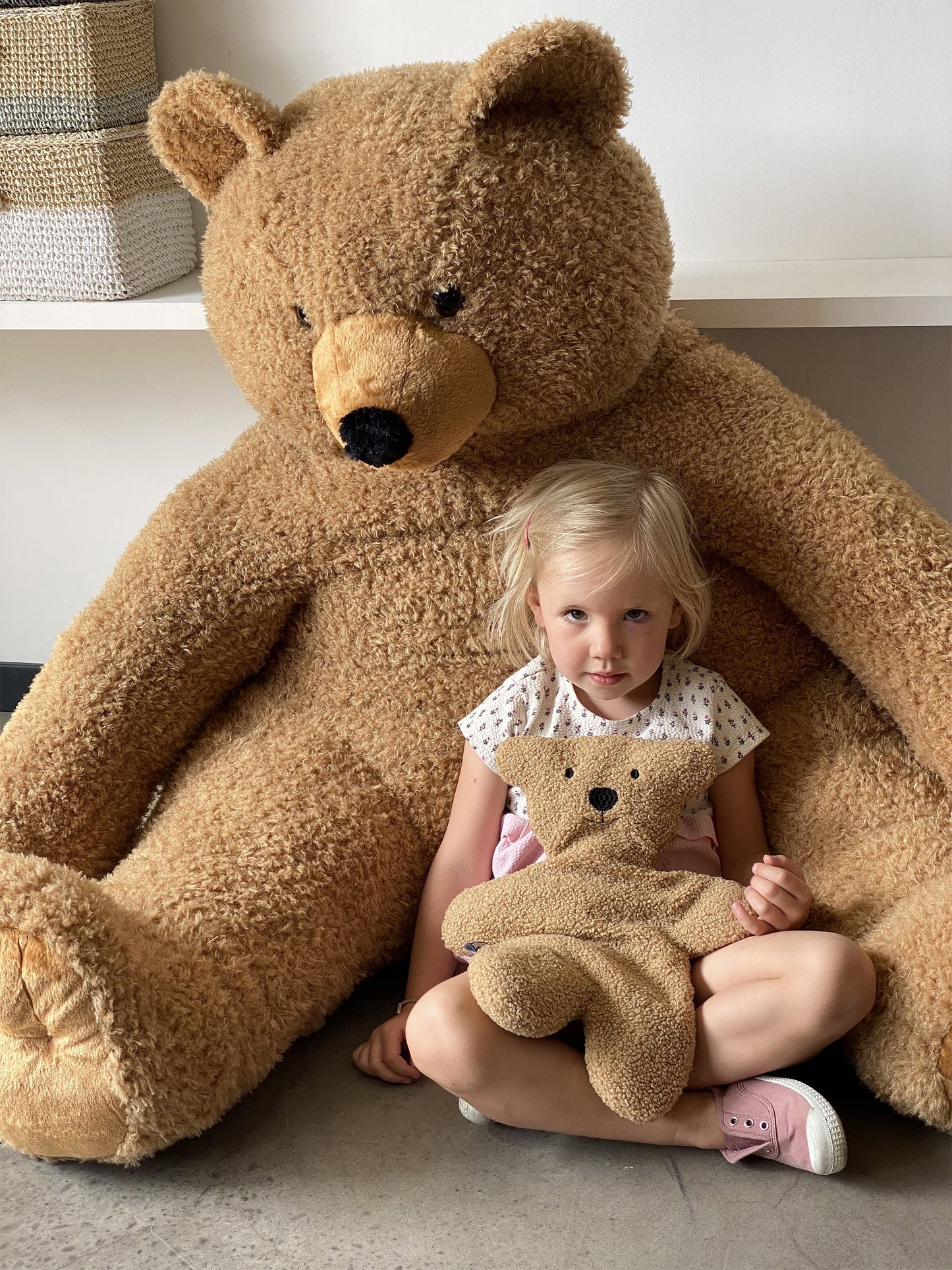 ChildHome Sitting Big Teddy 100cm