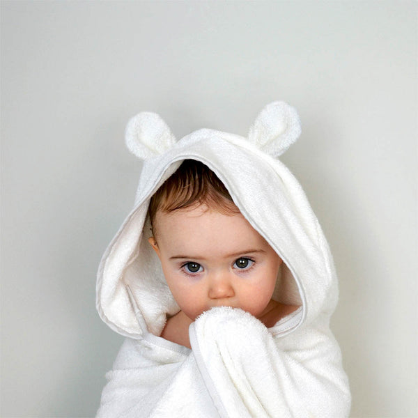 Shnuggle Wearable Towel With Ears White